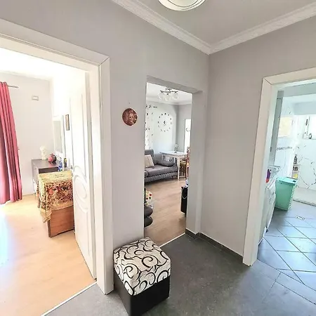 Apartment Elsea Unit In Tirana