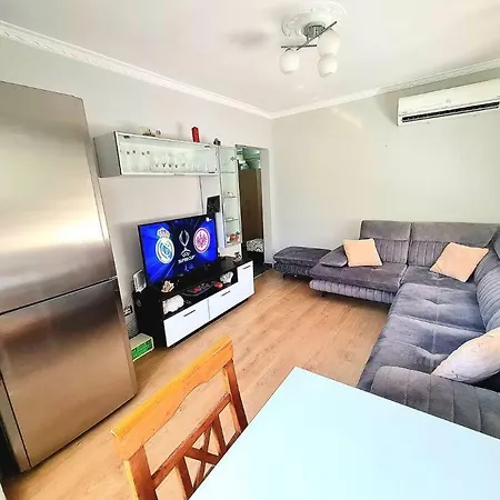 Elsea Unit In Apartment *